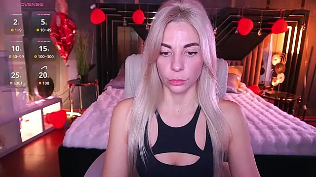 Snapshot of BellaRayyy chatting on February 2026 01:44:01 PM BellaRayyy online show from February 2026 01:44:01 PM