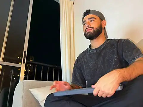 zack sullivan22 online show from February 2026 01:07:02 AM