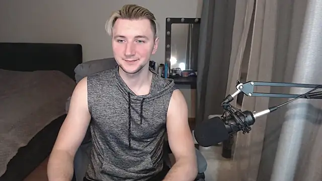 Snapshot of Elvin_Vaenight chatting on September 2025 09:14:01 PM Elvin Vaenight online show from September 2025 09:14:01 PM