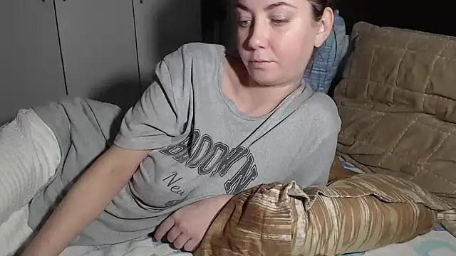 petite danielle online show from January 2026 05:18:02 PM