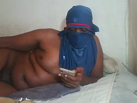 Snapshot of Bussyfats chatting on April 2026 07:57:02 AM Bussyfats online show from April 2026 07:57:02 AM