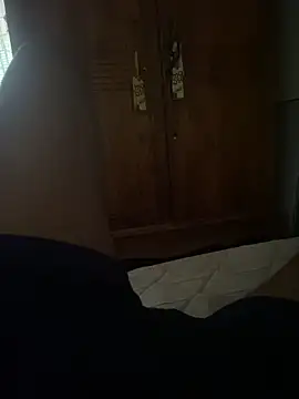 Snapshot of Senurak99 chatting on October 2025 09:27:01 AM Senurak99 online show from October 2025 09:27:01 AM