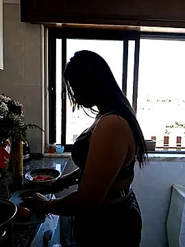 Snapshot of Tigresa23 chatting on May 2026 01:30:02 PM Tigresa23 online show from May 2026 01:30:02 PM