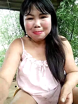 Snapshot of lusy-00 chatting on May 2026 08:00:01 AM lusy-00 online show from May 2026 08:00:01 AM