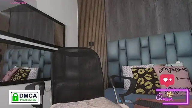 lia harper  online show from March 2026 06:01:01 PM