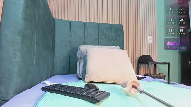 EvelynFoxx- online show from November 2025 07:02:02 PM