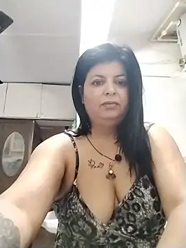 Snapshot of Jann_Riya333 chatting on May 2026 04:39:01 AM Jann Riya333 online show from May 2026 04:39:01 AM