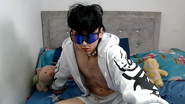 Snapshot of dylann_ross chatting on April 2026 07:58:02 PM dylann ross online show from April 2026 07:58:02 PM