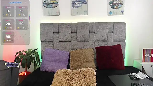 Snapshot of melodydoll chatting on September 2025 03:11:01 PM melodydoll online show from September 2025 03:11:01 PM