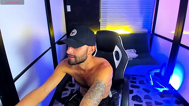 Snapshot of leostorm_ chatting on September 2025 05:07:02 AM leostorm online show from September 2025 05:07:02 AM