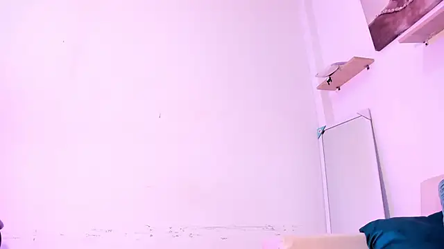 Gabrielaa Miller  online show from November 2025 07:26:02 PM