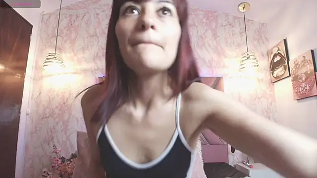 Candy Hott7 online show from February 2026 01:23:02 PM