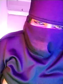 Snapshot of lilyan12 chatting on March 2026 11:52:02 PM lilyan12 online show from March 2026 11:52:02 PM