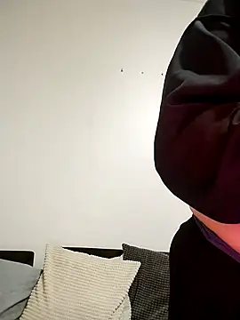 Snapshot of lilyan12 chatting on April 2026 01:27:02 AM lilyan12 online show from April 2026 01:27:02 AM