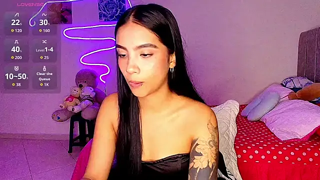 Snapshot of mia_yireth chatting on April 2026 01:41:02 AM mia yireth online show from April 2026 01:41:02 AM