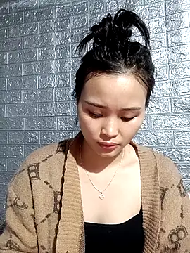 Lili lovely online show from December 2025 02:13:01 PM