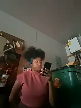 Snapshot of princesslivv chatting on April 2026 12:49:02 AM princesslivv online show from April 2026 12:49:02 AM