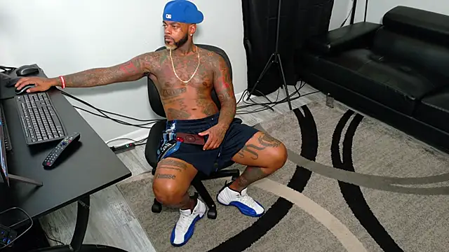 SLANGONDEMHOES online show from October 2025 05:12:02 PM