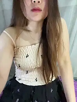 Snapshot of Hinne07 chatting on September 2025 08:03:01 AM Hinne07 online show from September 2025 08:03:01 AM