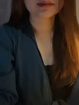 Hinne07 online show from February 2026 01:43:02 AM