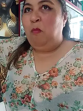 Snapshot of curvy_diva_ chatting on September 2025 02:06:02 PM curvy diva online show from September 2025 02:06:02 PM