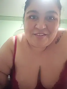 Snapshot of curvy_diva_ chatting on September 2025 09:36:01 PM curvy diva online show from September 2025 09:36:01 PM