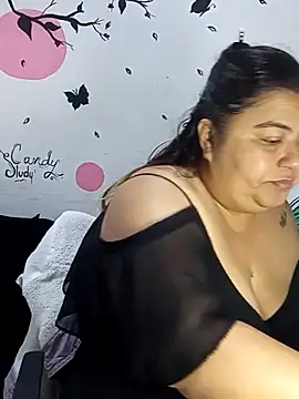 Snapshot of curvy_diva_ chatting on September 2025 11:14:01 AM curvy diva online show from September 2025 11:14:01 AM