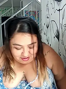 Snapshot of curvy_diva_ chatting on September 2025 02:00:01 PM curvy diva online show from September 2025 02:00:01 PM