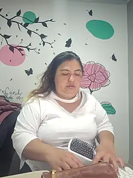 Snapshot of curvy_diva_ chatting on October 2025 11:17:01 AM curvy diva online show from October 2025 11:17:01 AM