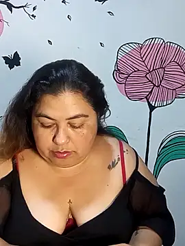 Snapshot of curvy_diva_ chatting on October 2025 09:29:02 AM curvy diva online show from October 2025 09:29:02 AM