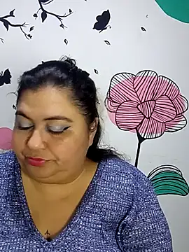 Snapshot of curvy_diva_ chatting on October 2025 11:19:01 AM curvy diva online show from October 2025 11:19:01 AM