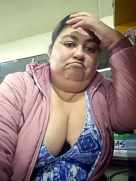 Snapshot of curvy_diva_ chatting on October 2025 11:15:01 PM curvy diva online show from October 2025 11:15:01 PM