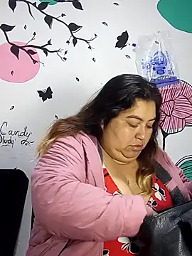 Snapshot of curvy_diva_ chatting on October 2025 10:59:02 AM curvy diva online show from October 2025 10:59:02 AM