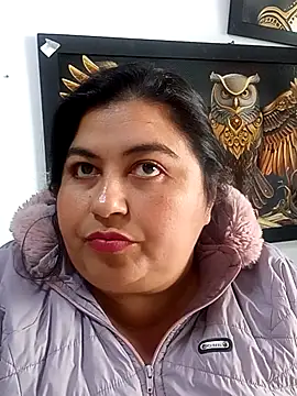 Snapshot of curvy_diva_ chatting on October 2025 01:46:02 PM curvy diva online show from October 2025 01:46:02 PM