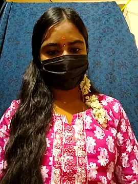 mini-queen online show from December 2025 05:53:02 PM