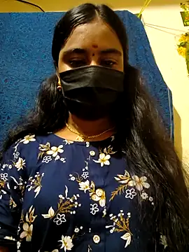 Snapshot of mini-queen chatting on April 2026 04:56:02 PM mini-queen online show from April 2026 04:56:02 PM