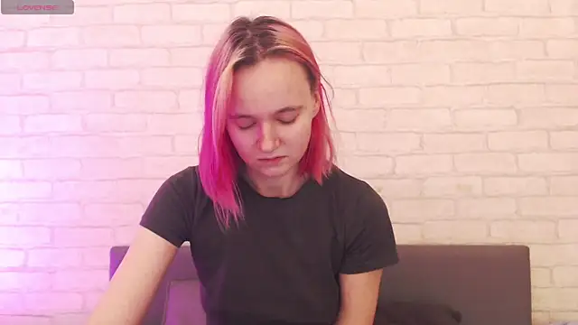 Snapshot of Ericha_Stone chatting on November 2025 01:27:01 AM Ericha Stone online show from November 2025 01:27:01 AM