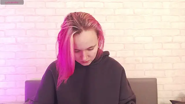 Snapshot of Ericha_Stone chatting on November 2025 08:15:02 AM Ericha Stone online show from November 2025 08:15:02 AM