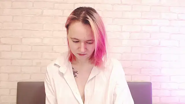 Snapshot of Ericha_Stone chatting on December 2025 01:55:01 AM Ericha Stone online show from December 2025 01:55:01 AM