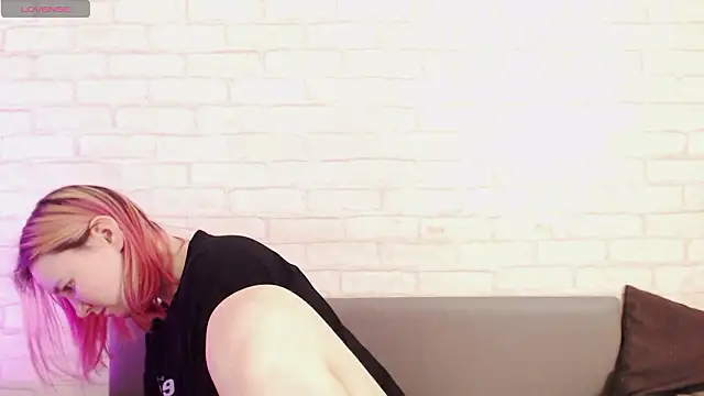 Ericha Stone online show from February 2026 06:40:02 AM