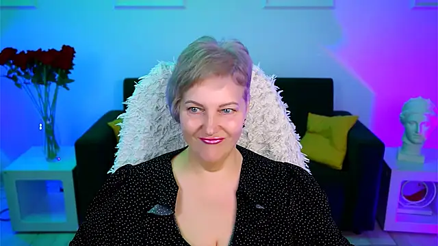 MaryMogan online show from November 2025 04:51:01 AM