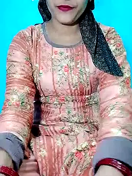 Snapshot of Pahadi_couple chatting on October 2025 06:04:01 AM Pahadi couple online show from October 2025 06:04:01 AM