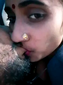 Snapshot of Pahadi_couple chatting on November 2025 09:54:02 AM Pahadi couple online show from November 2025 09:54:02 AM