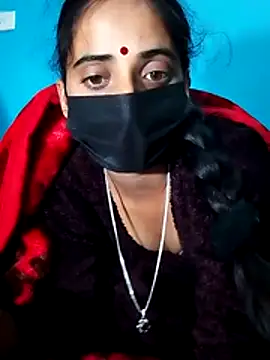 Snapshot of Pahadi_couple chatting on November 2025 04:56:01 PM Pahadi couple online show from November 2025 04:56:01 PM