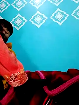 Pahadi couple online show from December 2025 07:58:01 AM