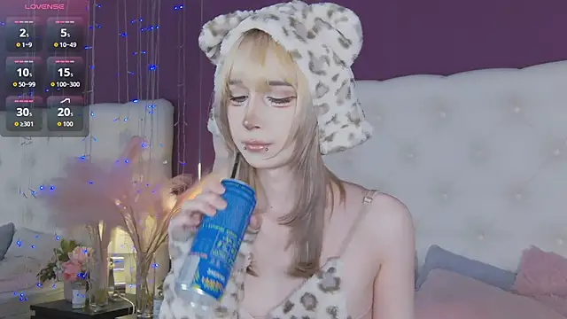 cutetomie online show from February 2026 09:18:02 PM