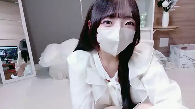 Snapshot of Mashiro-chan chatting on October 2025 07:51:02 AM Mashiro-chan online show from October 2025 07:51:02 AM