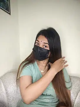 Snapshot of midnightmuse-03 chatting on March 2026 06:04:02 PM midnightmuse-03 online show from March 2026 06:04:02 PM