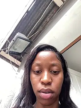 Snapshot of SexyPetitex25 chatting on April 2026 12:39:01 PM SexyPetitex25 online show from April 2026 12:39:01 PM