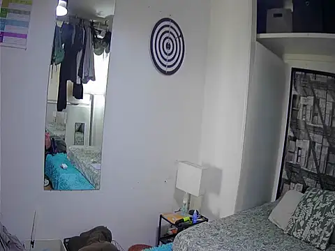 Romario28 online show from November 2025 08:43:01 PM